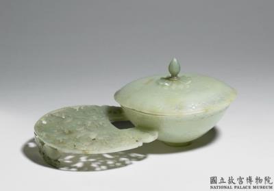 图片[2]-Jade lidded bowl with single disc shaped handle, Western Asia or Ottoman Empire-China Archive